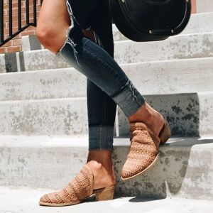 Very Volatile Lacienega basket Weave Mule